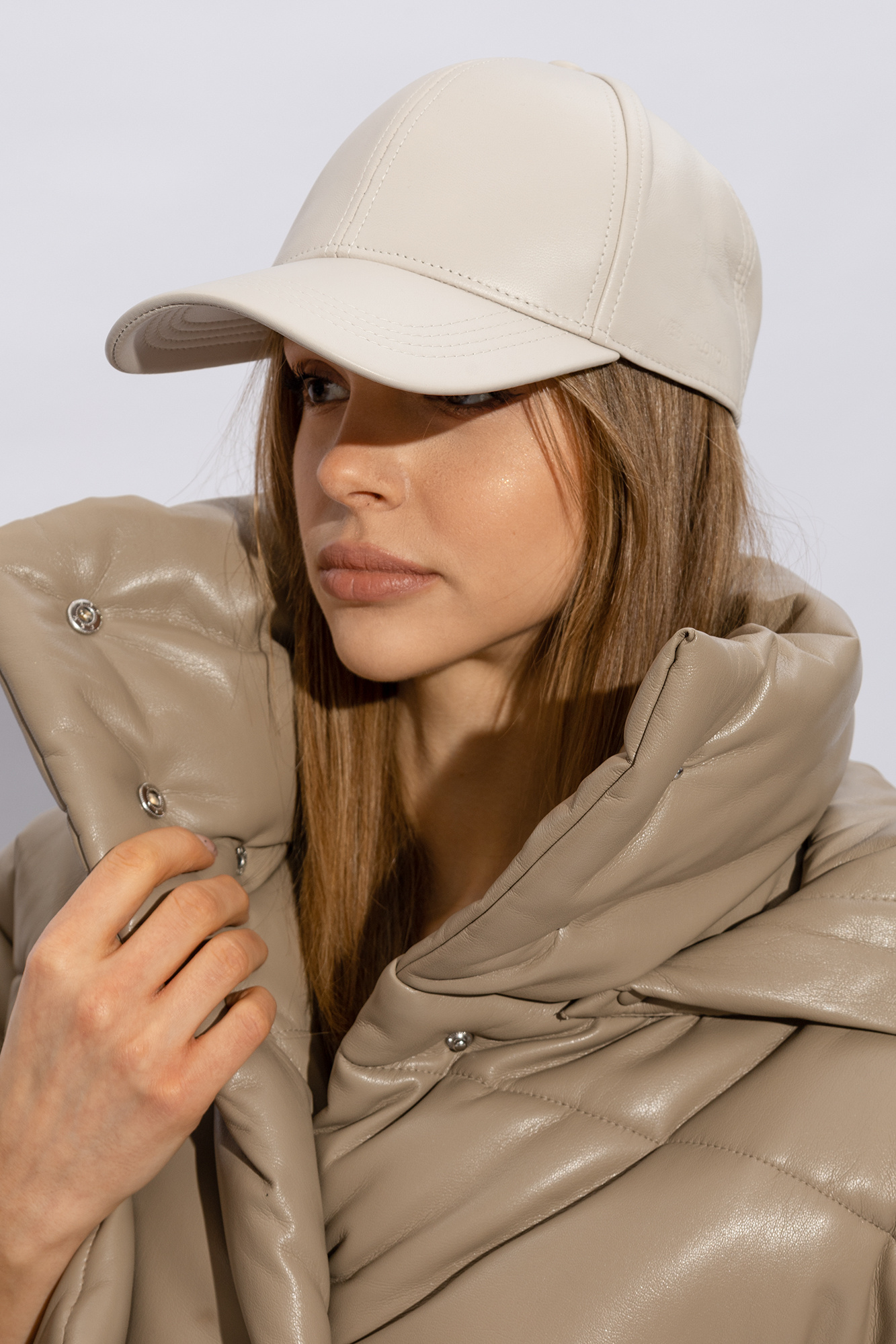 Cream Leather baseball cap Yves Salomon moradas